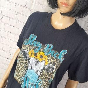 Covid Pandemic Masked Cow Distressed  Graphic Print Tee